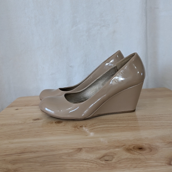 Nude wedge pumps - Picture 5 of 5